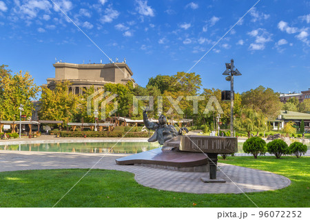 Freedom Square, Yerevan, Armenia 96072252