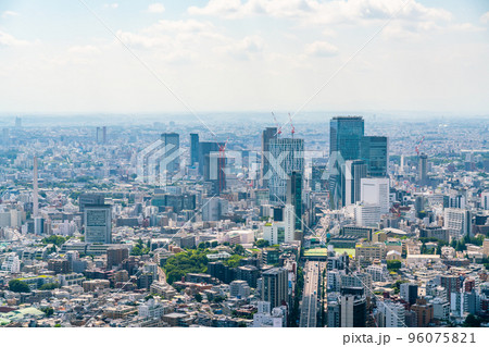 【東京都】晴天の大都市イメージ 【東京都】晴天の大都市イメージ 96075821