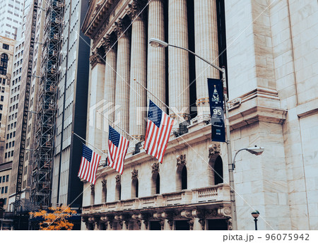 ニューヨーク証券取引所 96075942