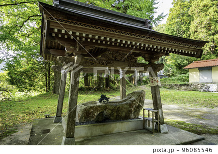秋吉八幡宮 手水舎 山口県美祢市 秋吉八幡宮 手水舎 山口県美祢市 96085546