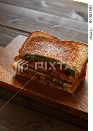 BLTホットサンド 96085669