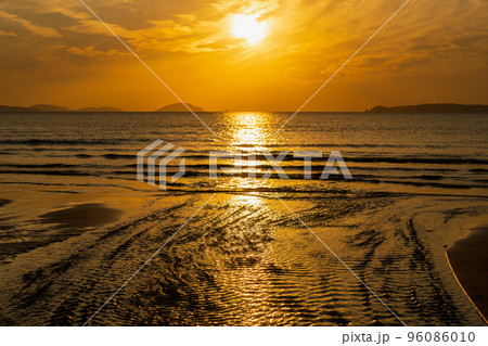 《福岡県》かがみの海　福津市（津屋崎海岸・福間海岸・宮地浜） 96086010