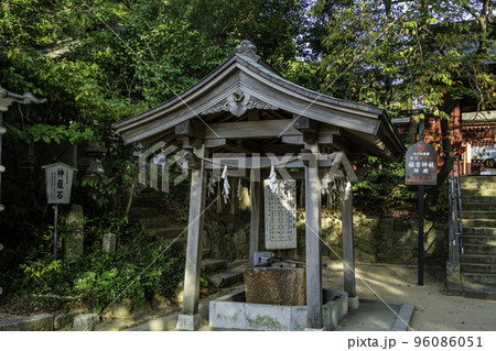 住吉神社　西手水舎　山口県下関市 96086051