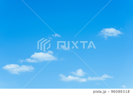 青い空・白い雲 96086318