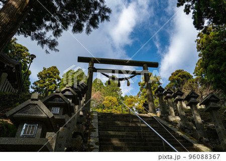 金剛山　葛城神社 96088367