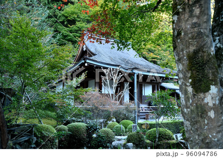 寂光院(本堂) 【京都市左京区大原草生町】 寂光院(本堂) 【京都市左京区大原草生町】 96094786