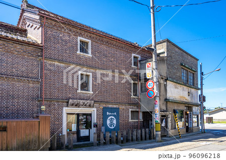 若喜商店　レンガ蔵　喜多方で最初のレンガ蔵 96096218