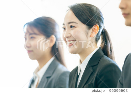 面接 就職活動 大学生 面接 就職活動 大学生 96096608
