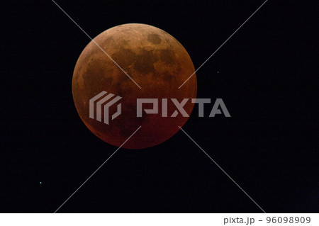 2022年11月8日 皆既月食+天王星食 2022年11月8日 皆既月食+天王星食 96098909