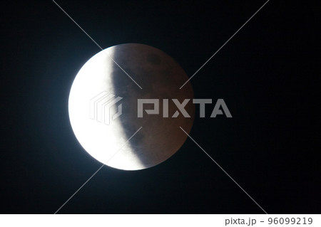 2022年11月8日 皆既月食+天王星食 2022年11月8日 皆既月食+天王星食 96099219