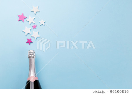 Champagne bottle and star decor Champagne bottle and star decor 96100816