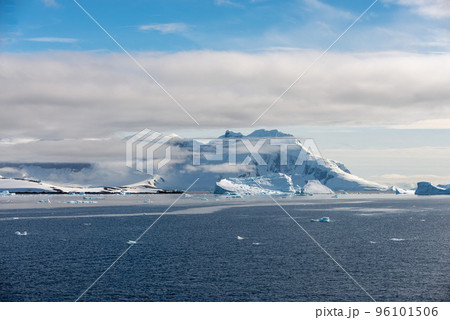Antarctic landscape with iceberg at sea 96101506