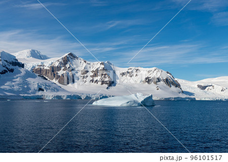 Antarctic landscape with glacier and mountains 96101517