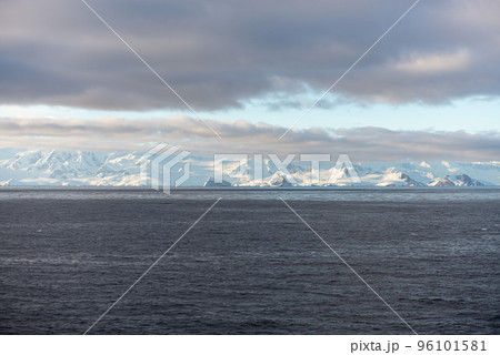 Antarctic landscape with iceberg at sea 96101581