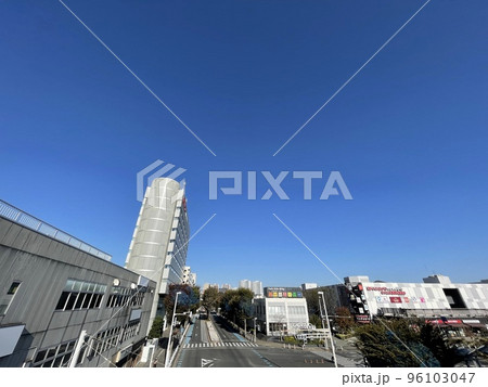 さいたま新都心東口ビル取壊し前の景色 さいたま新都心東口ビル取壊し前の景色 96103047