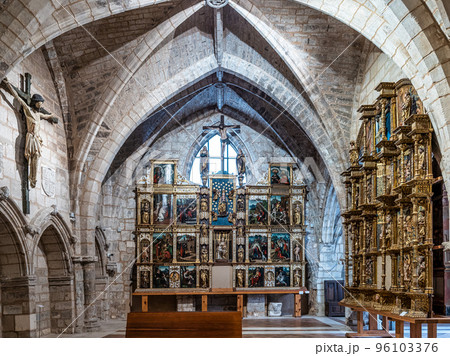 Interior of Iglesia De San Esteban, Church of St. Stephan in Burgos, Spain. 96103376