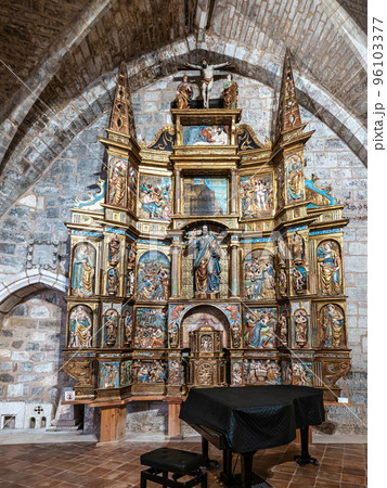 Interior of Iglesia De San Esteban, Church of St. Stephan in Burgos, Spain. 96103377