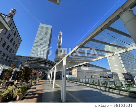 コクーン側からみたさいたま新都心駅 コクーン側からみたさいたま新都心駅 96103631