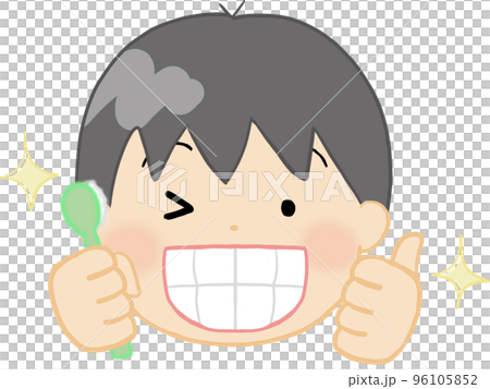 きれいな歯で笑う男の子 96105852