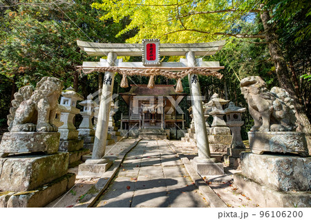 赤猪岩神社 鳥居 鳥取県西伯郡南部町寺内 赤猪岩神社 鳥居 鳥取県西伯郡南部町寺内 96106200