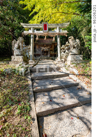 赤猪岩神社 鳥居 鳥取県西伯郡南部町寺内 赤猪岩神社 鳥居 鳥取県西伯郡南部町寺内 96106201