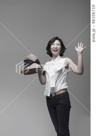 中年 女性 女 96106710