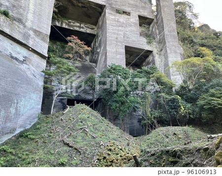 Nokogiri Yama is like natural museum famous for the unique shaped rocks or beautiful places. The ropeway was installed here with the investment cost of about 200million Yen (say US$ 1.85million). 96106913