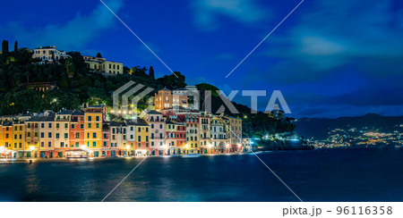 Townscape of Portofino by night 96116358