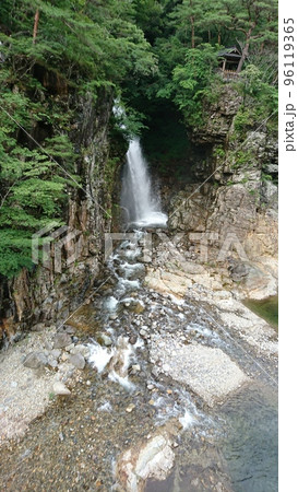 夏の虹見の滝 夏の虹見の滝 96119365