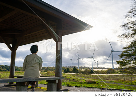 郡山布引風の高原 日本最大級の風力発電所 郡山布引風の高原 日本最大級の風力発電所 96120426