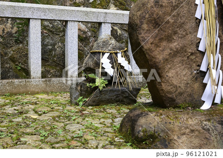 粟田神社末社　吉兵衛神社 96121021