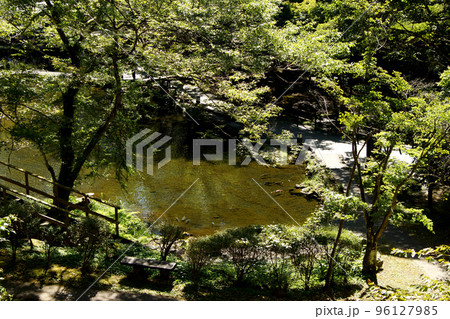 宮崎の観光名所「高千穂峡」の美しい自然景観 宮崎の観光名所「高千穂峡」の美しい自然景観 96127985