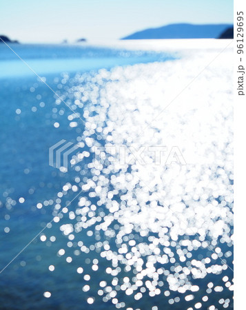 輝く「サザンセト」の海と島々(山口県熊毛郡平生町) 96129695