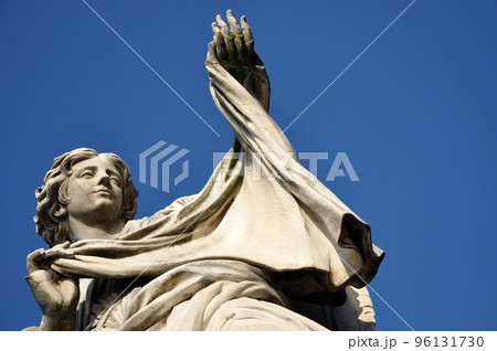 Angel with the Veil statue on the Ponte Sant' Angelo bridge, Rome Angel with the Veil statue on the Ponte Sant' Angelo bridge, Rome 96131730