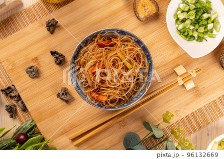 Noodles with carrots Noodles with carrots 96132669