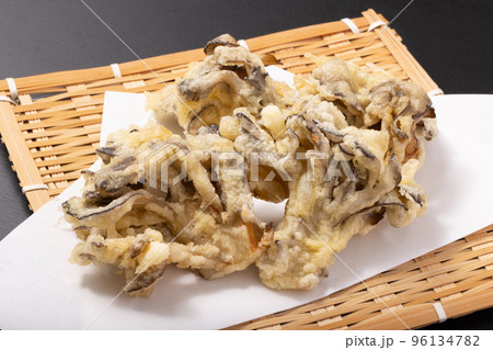 秋田県産 原木舞茸の天ぷら 秋田県産 原木舞茸の天ぷら 96134782