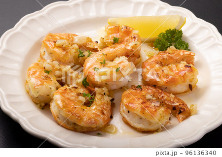 ガーリックシュリンプ　(バナメイエビ) 96136340