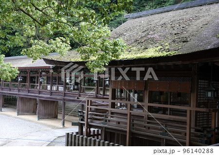 金比羅宮は香川県の像頭山に鎮座する神社です。 金比羅宮は香川県の像頭山に鎮座する神社です。 96140288