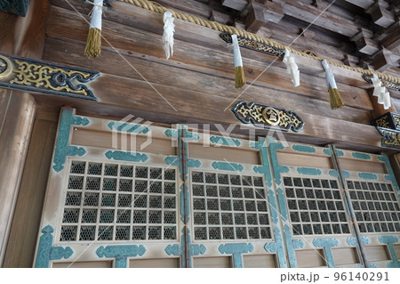 金比羅宮は香川県の像頭山に鎮座する神社です。 金比羅宮は香川県の像頭山に鎮座する神社です。 96140291