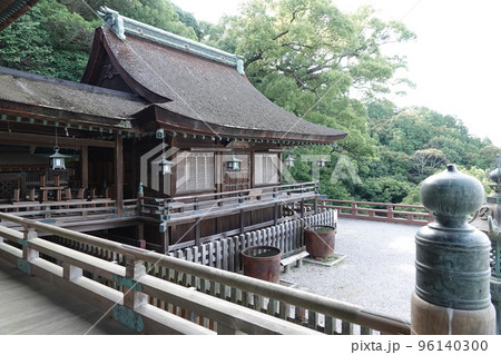 金比羅宮は香川県の像頭山に鎮座する神社です。 96140300