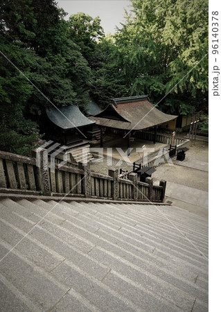 金比羅宮は香川県の像頭山に鎮座する神社です。 金比羅宮は香川県の像頭山に鎮座する神社です。 96140378