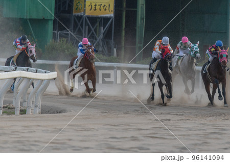 競馬の風景 競馬の風景 96141094
