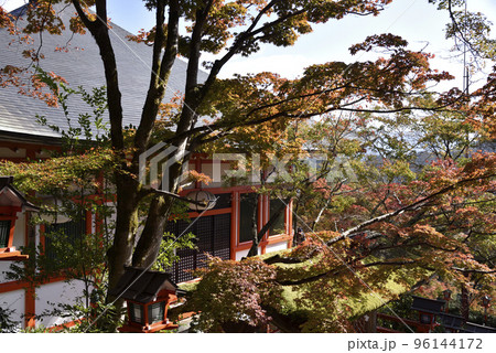 鞍馬寺　転法輪堂前 96144172