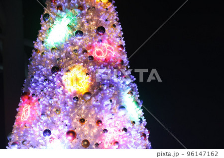 クリスマスツリー、LED照明 クリスマスツリー、LED照明 96147162