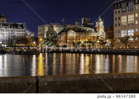 門司港レトロ　旧大阪商船　福岡県北九州市 96147389