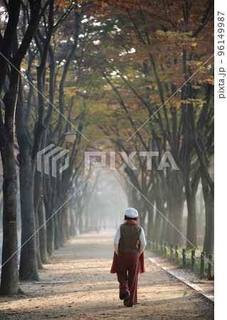 女性 女 女の子 96149987