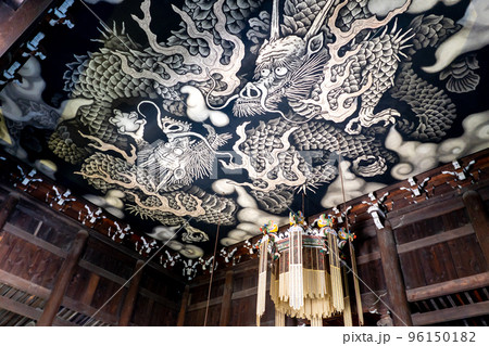 京都府　建仁寺の双龍図 96150182