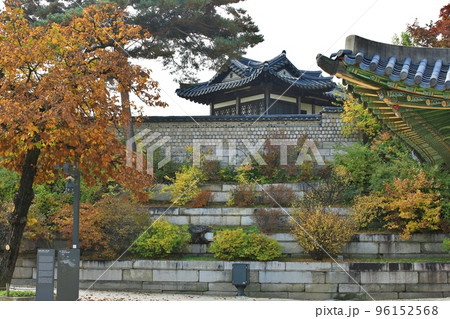 秋 スポット 歴史 96152568