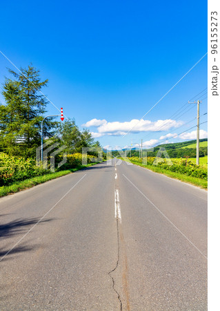 風景 (9月　北海道　晴れ) 96155273