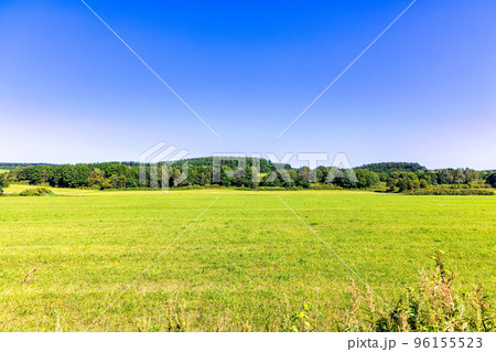 風景 (9月　北海道　晴れ) 96155523
